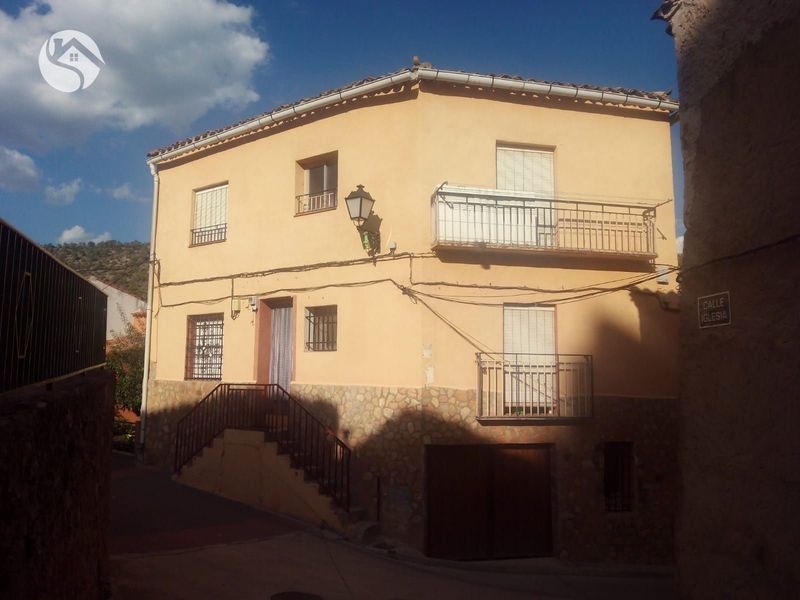 Edificio Singular en venta Valdemoro-Sierra, Cuenca. Ref: 5965. Inmobiliaria Cuenca