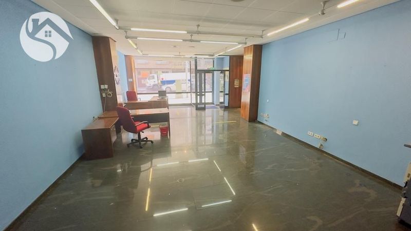 Local Comercial en venta y alquiler Cuenca. Ref: 7377. Inmobiliaria Cuenca