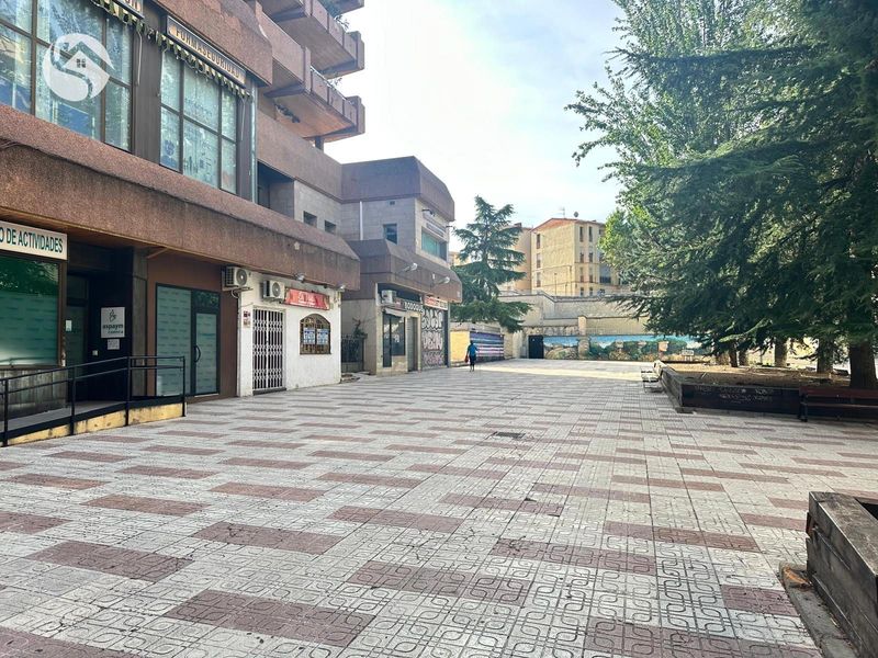 Local Comercial en alquiler Cuenca. Ref: 8606. Inmobiliaria Cuenca
