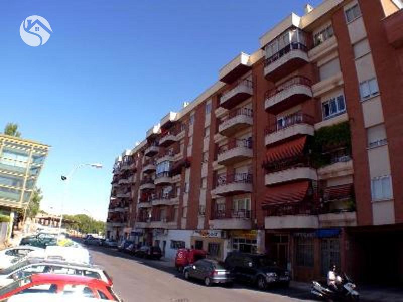 Garaje en alquiler Cuenca. Ref: 9255. Inmobiliaria Cuenca