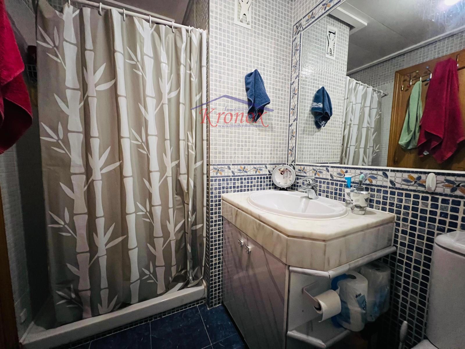 Baño - Apartamento  alquilado garaje y trastero