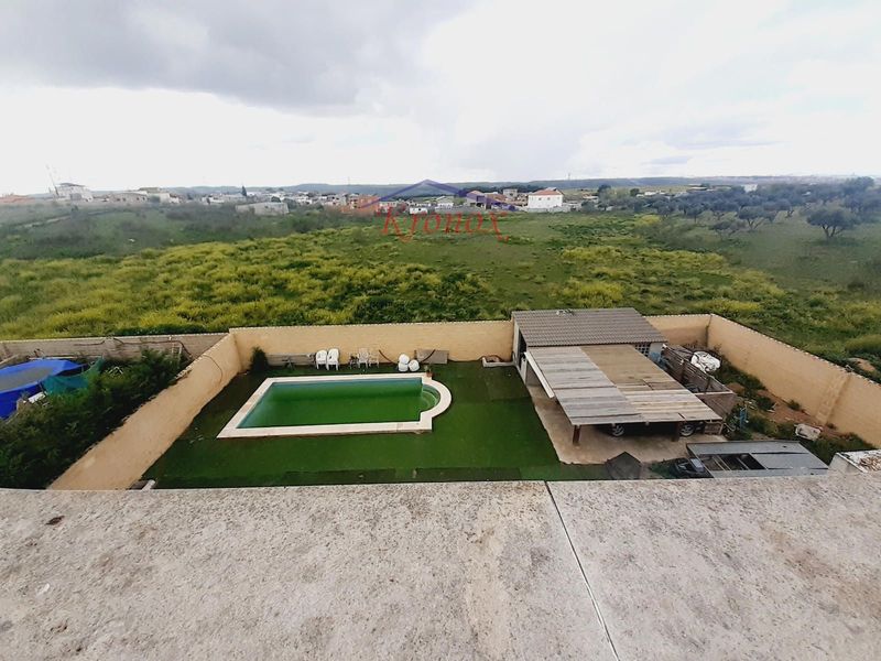 Chalet Independiente en venta Mejorada del Campo, Madrid. Ref: 20287. Inmobiliaria Kronox