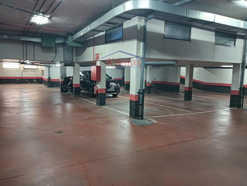 Garaje en venta Madrid. Ref: 21715. Inmobiliaria Kronox