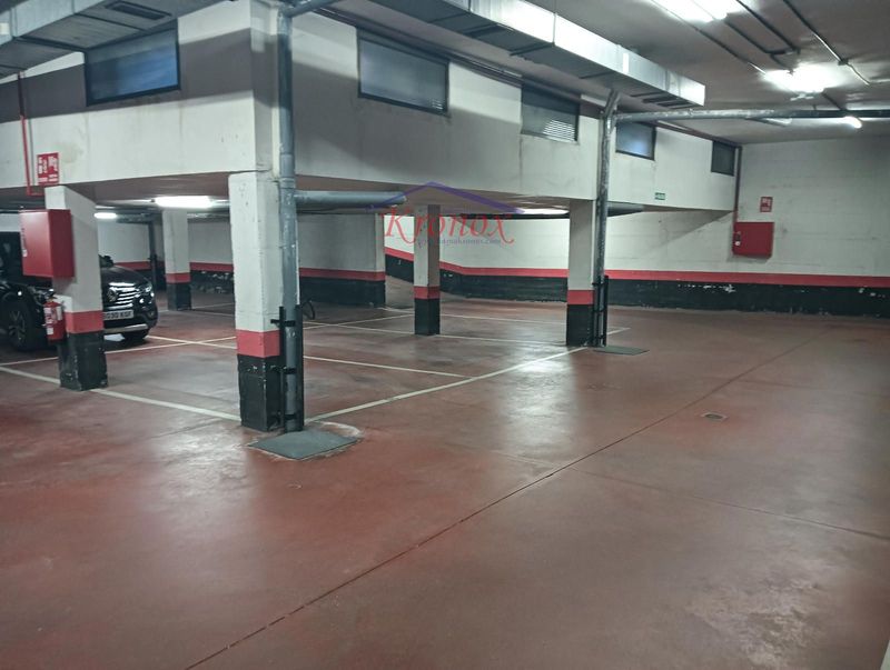 Garaje en venta Madrid. Ref: 21715. Inmobiliaria Kronox