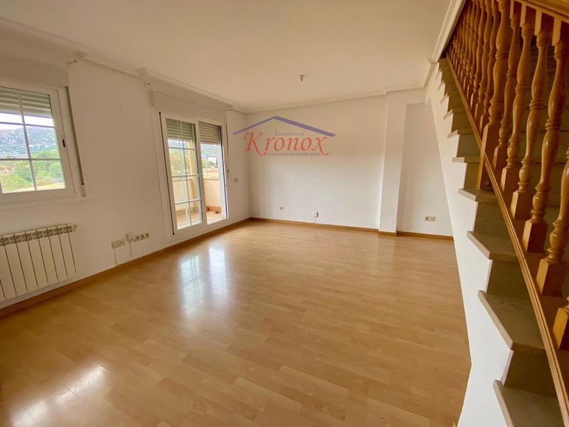 Dúplex en alquiler Collado Villalba, Madrid. Ref: 22064. Inmobiliaria Kronox