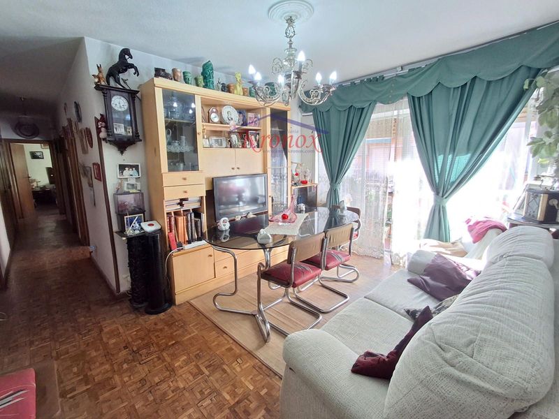 Piso en venta Madrid. Ref: 22685. Inmobiliaria Kronox