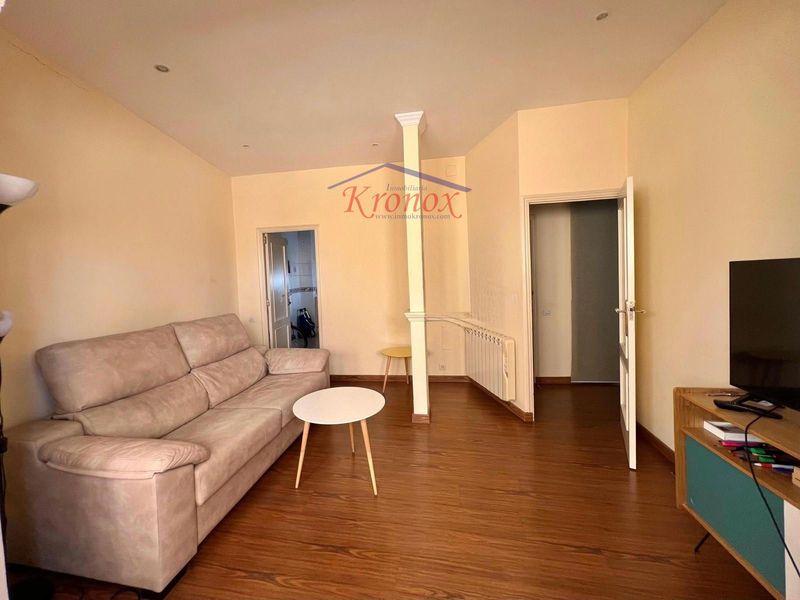 Ático en alquiler Madrid. Ref: 22848. Inmobiliaria Kronox