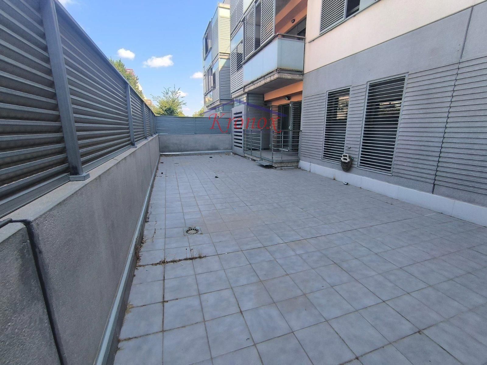 Piso 141 m² con patio privado de 40 m² en Pinto - Foto 2