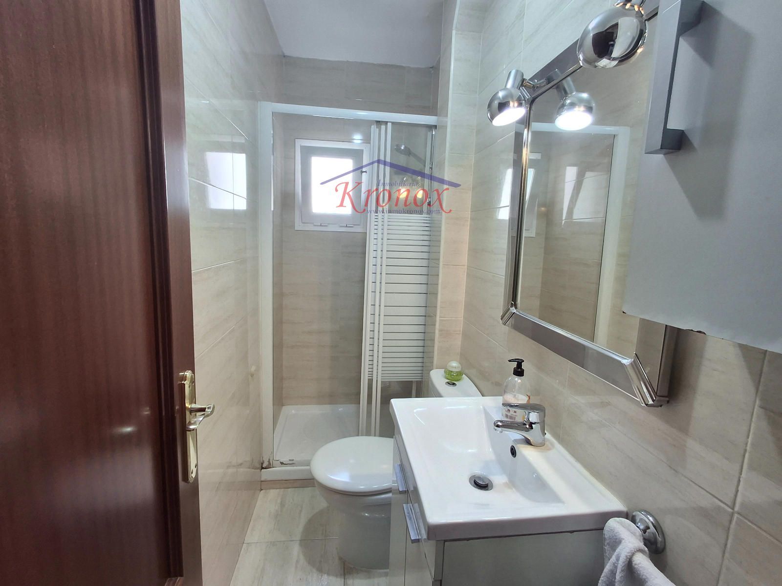 Baño - Exterior con terraza y trastero, Miguel Hernández