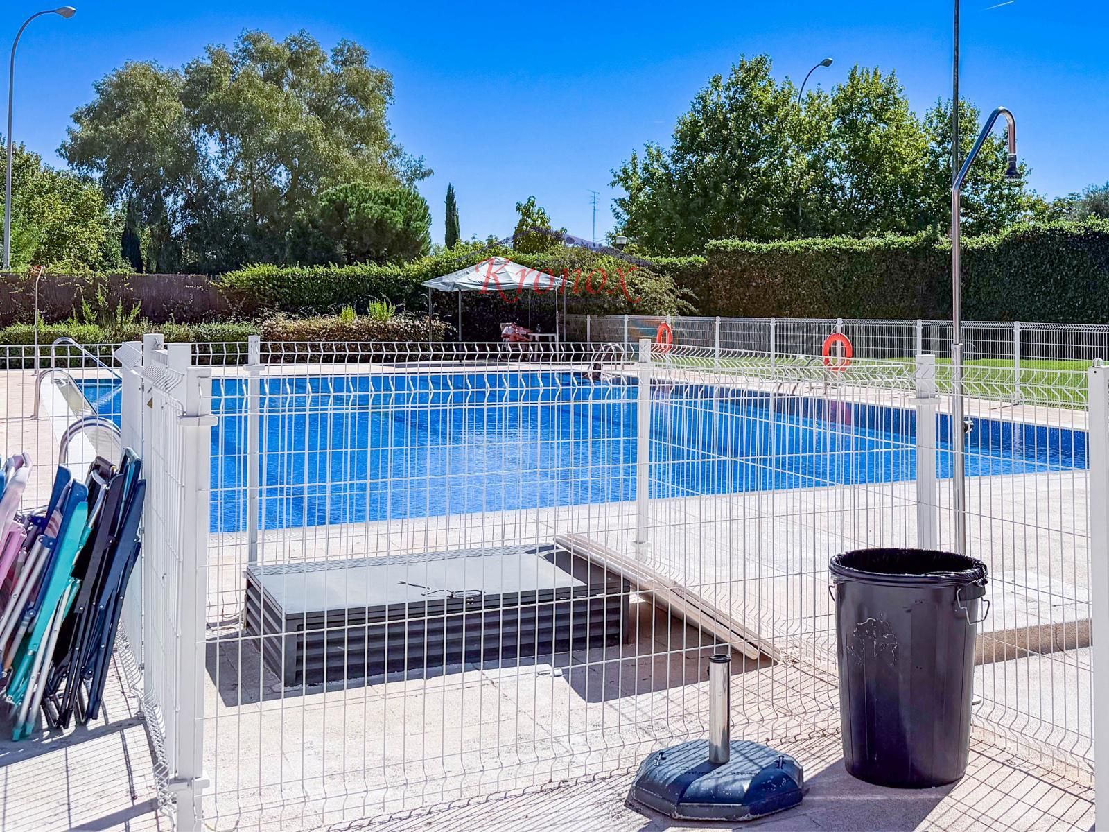 Exclusiva Hortaleza: 3 dormitorios, terraza, garaje y piscina - Foto 30