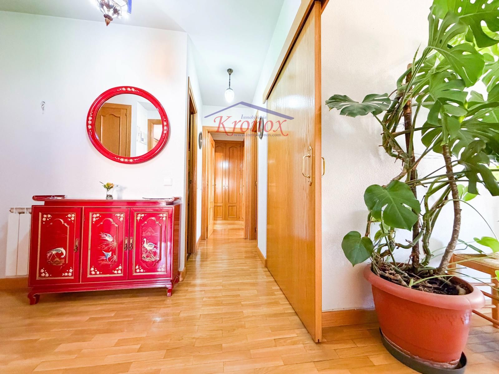 Exclusiva Hortaleza: 3 dormitorios, terraza, garaje y piscina - Foto 14