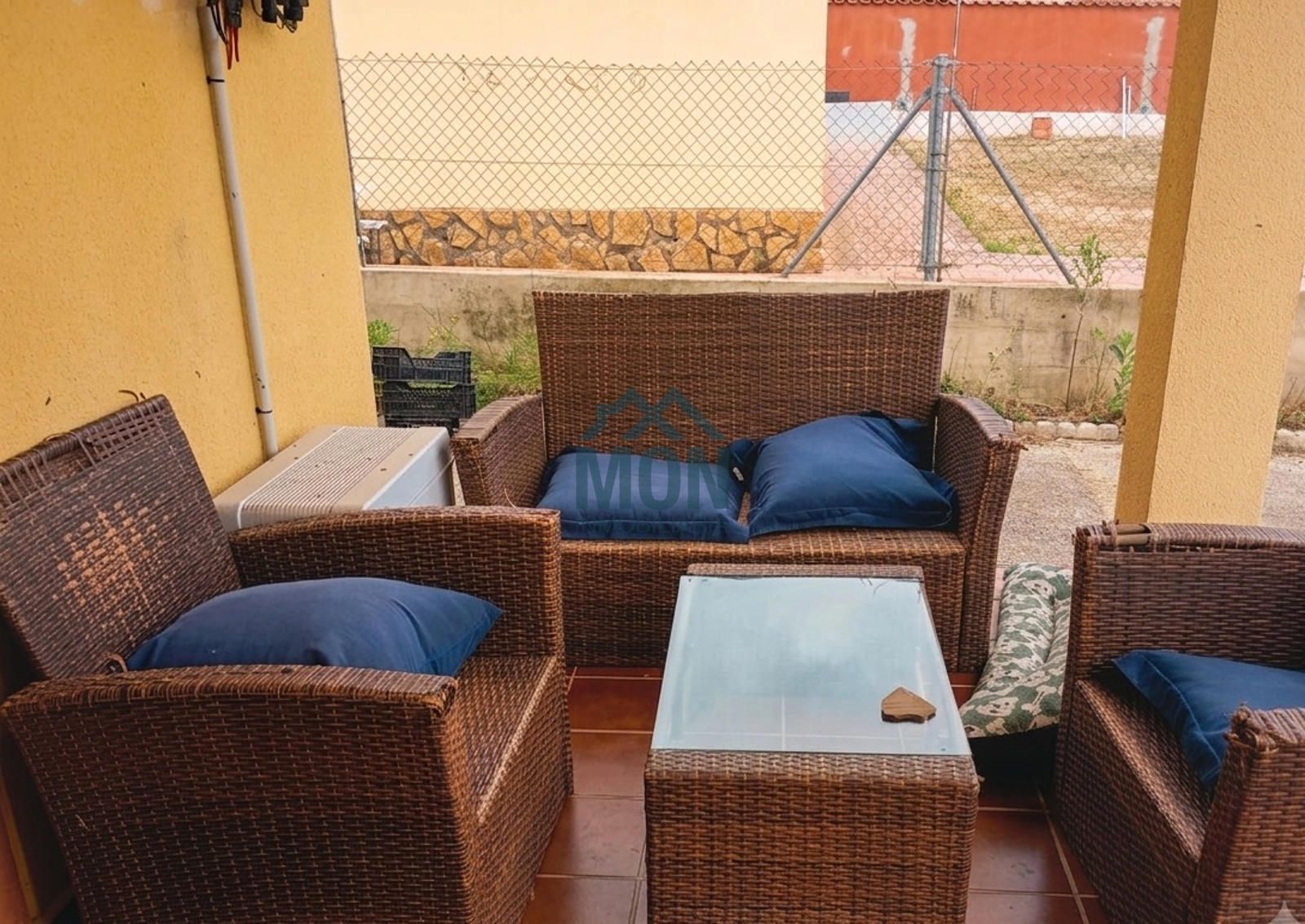 Chalet Independiente en venta Turis, Valencia. Ref: 25160. Inmobiliaria MON