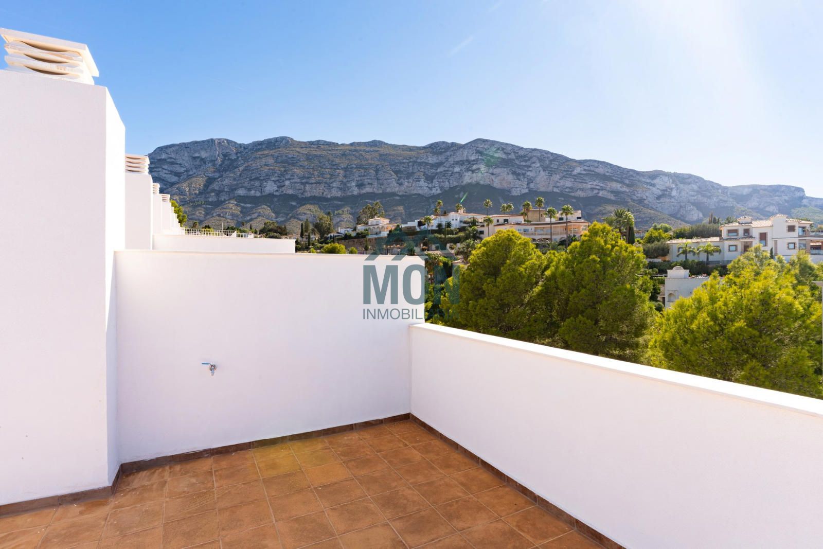 Casa pareada exclusiva con piscina privada - Foto 14