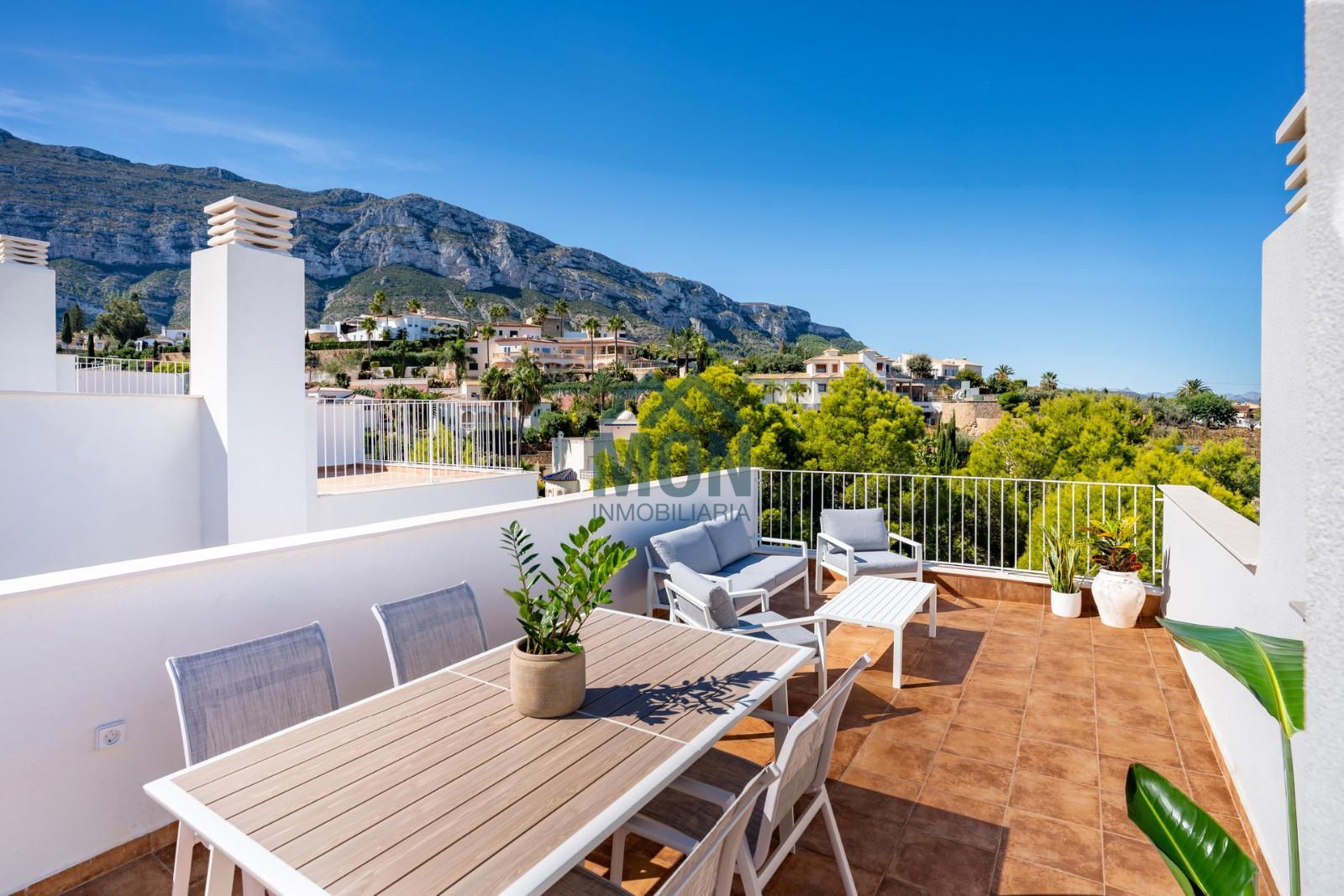 Adosado con gran solárium y vistas al mar - Foto 18