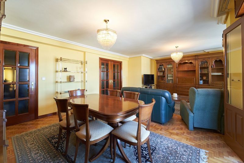 Piso en venta Vigo, Pontevedra. Ref: 1229. Mobilia Gestión CRM