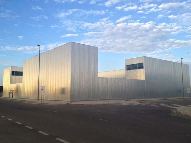 Nave Industrial en venta y alquiler Badajoz. Ref: 1723. Mobilia Gestión CRM