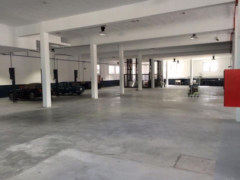 Nave Industrial en venta Leganés, Madrid. Ref: 2677. Mobilia Gestión CRM