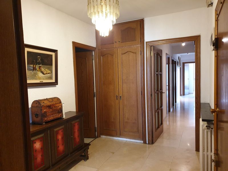 Piso en venta Girona. Ref: 3838. Mobilia Gestión CRM