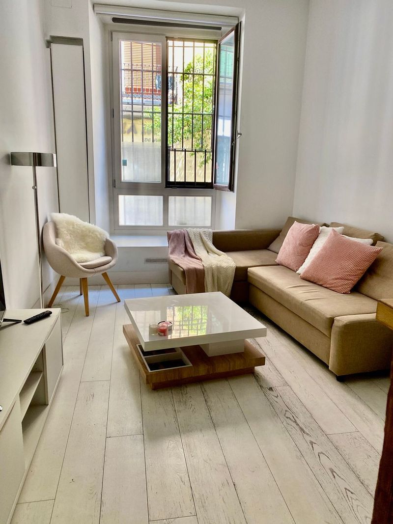 Lägenhet till salu Madrid. Ref: 3897. Mobilia Gestión CRM