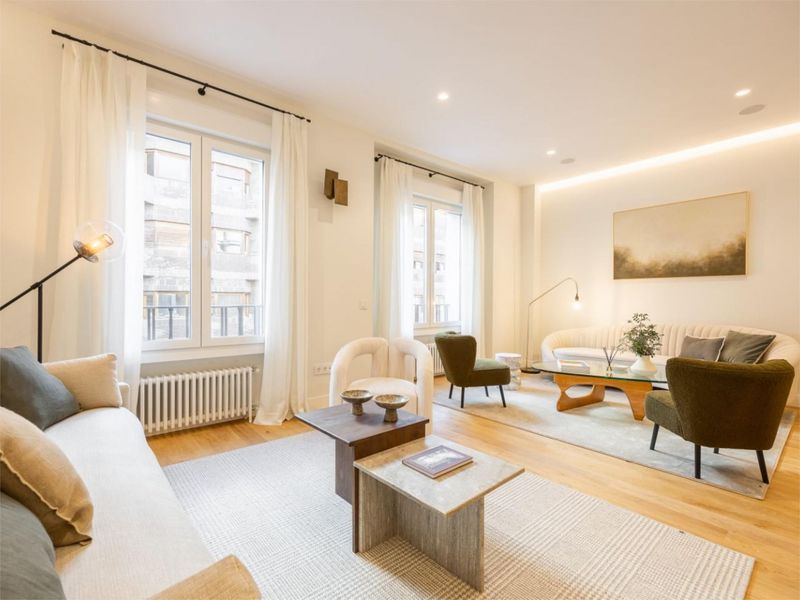 Appartamento Familiare in vendita Madrid. Ref: 3955. Mobilia Gestión CRM