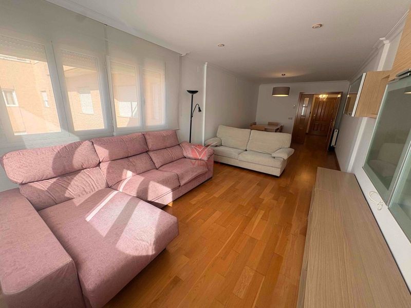 Piso en alquiler  en Cuenca . Ref: 102420. Inmobiliaria Vieco