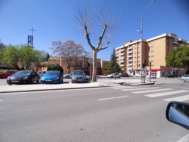 Garaje en venta  en Cuenca . Ref: 105020. Inmobiliaria Vieco