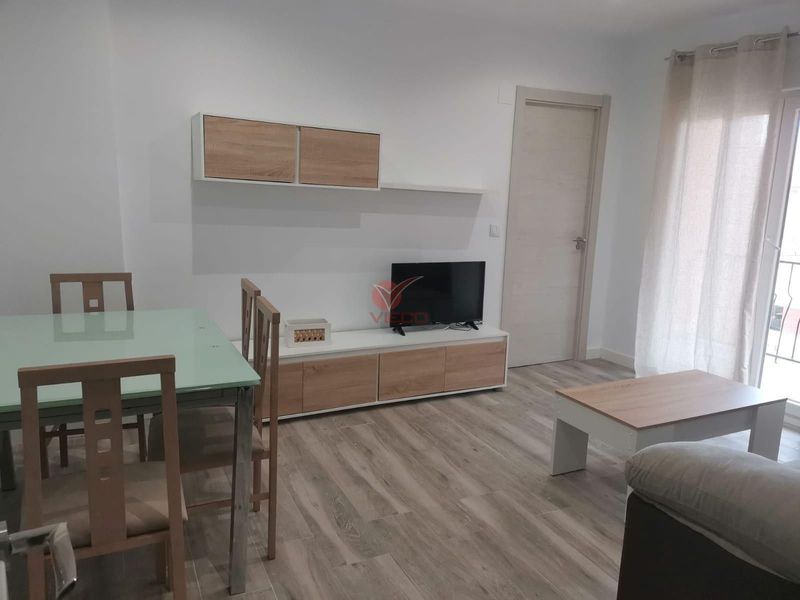 Piso en alquiler  en Cuenca . Ref: 106420. Inmobiliaria Vieco