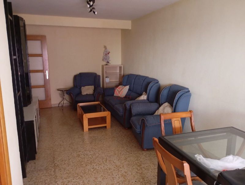 Piso en alquiler  en Cuenca . Ref: 107900. Inmobiliaria Vieco
