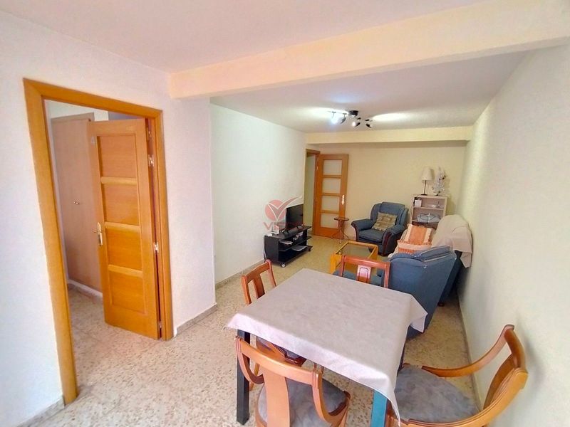 Piso en alquiler  en Cuenca . Ref: 107900. Inmobiliaria Vieco