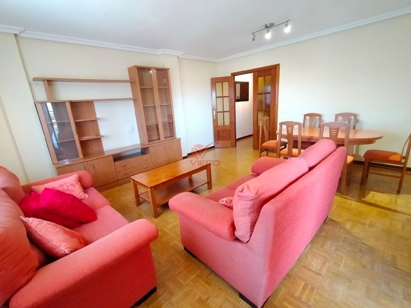 Piso en alquiler  en Cuenca . Ref: 114270. Inmobiliaria Vieco