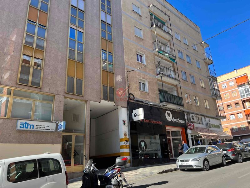 Garaje en venta y alquiler  en Cuenca . Ref: 115160. Inmobiliaria Vieco
