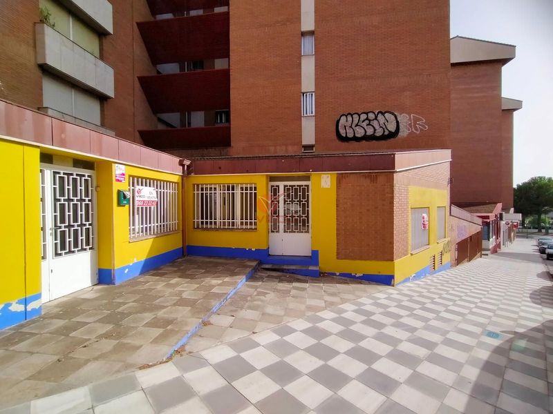 Local en venta  en Cuenca . Ref: 115370. Inmobiliaria Vieco