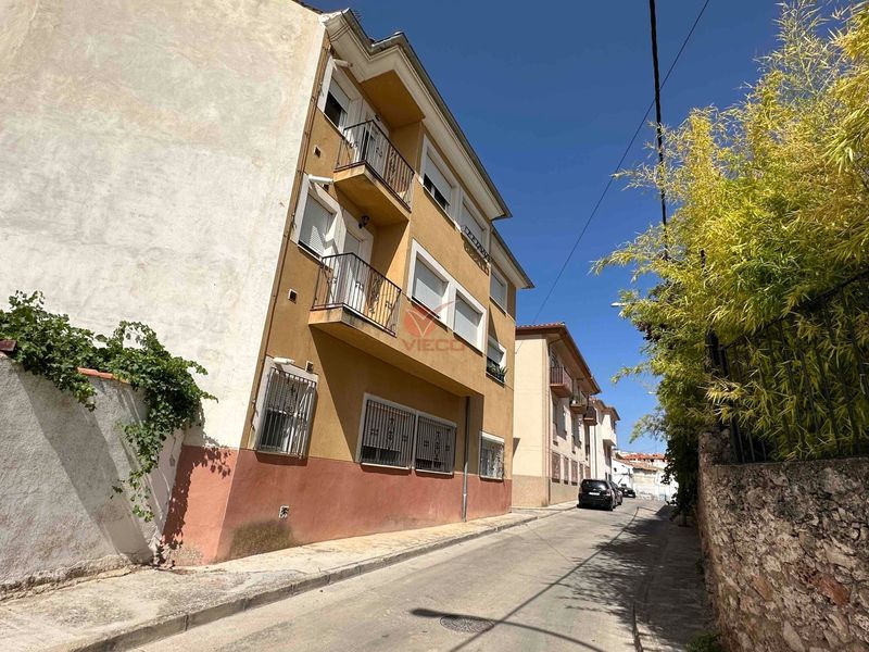 Piso en venta  en Arcas, Cuenca . Ref: 116130. Inmobiliaria Vieco