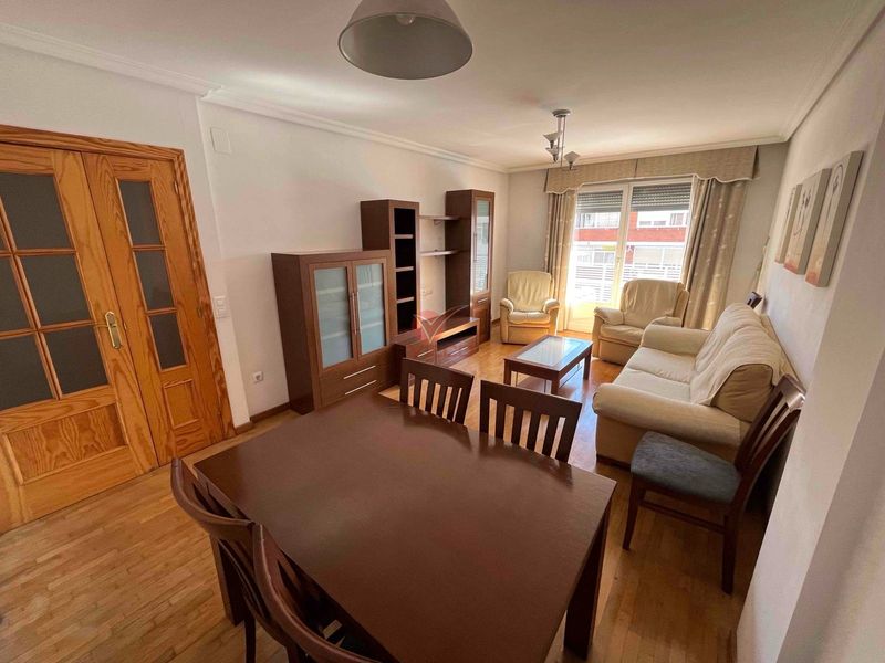 Piso en alquiler  en Cuenca . Ref: 118110. Inmobiliaria Vieco