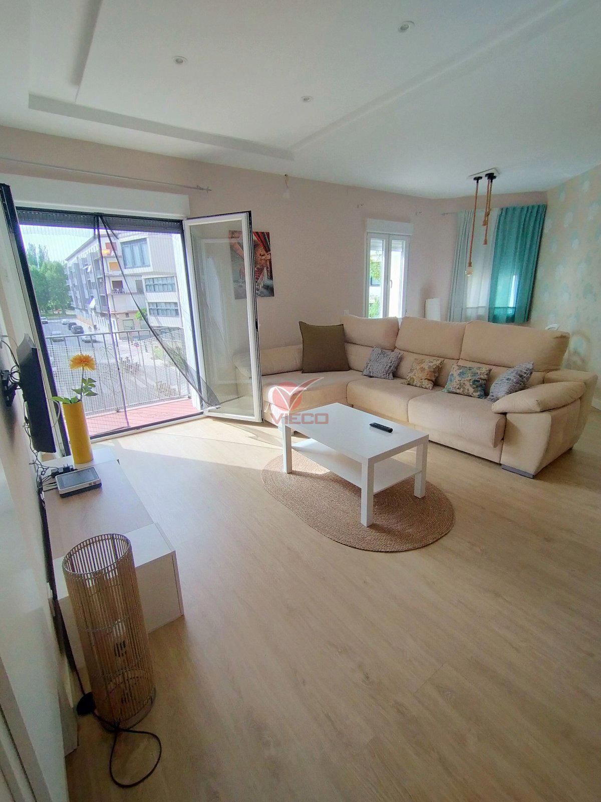 Piso en alquiler Cuenca. Ref: 119720. Inmobiliaria Vieco