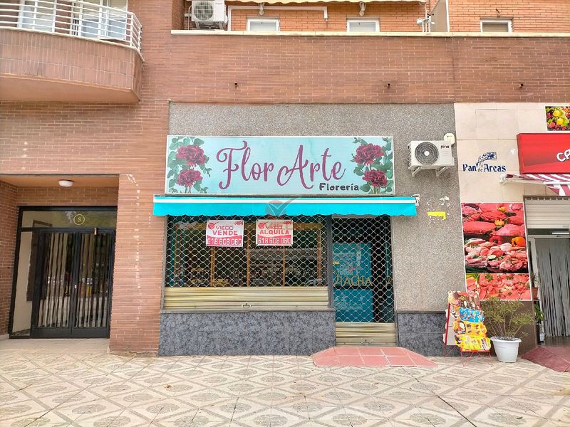 Local en venta y alquiler  en Cuenca . Ref: 119840. Inmobiliaria Vieco