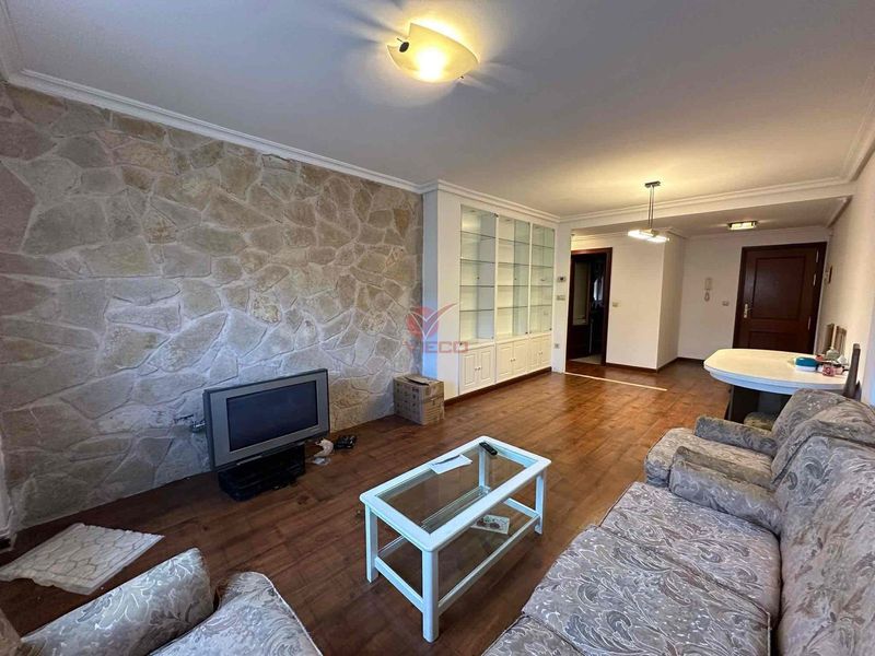 Piso en venta  en Cuenca . Ref: 120230. Inmobiliaria Vieco