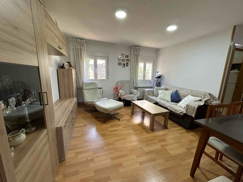 Piso en venta  en Cuenca . Ref: 120250. Inmobiliaria Vieco