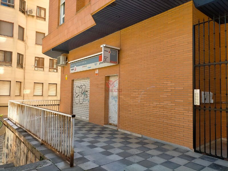 Local en venta  en Cuenca . Ref: 122130. Inmobiliaria Vieco