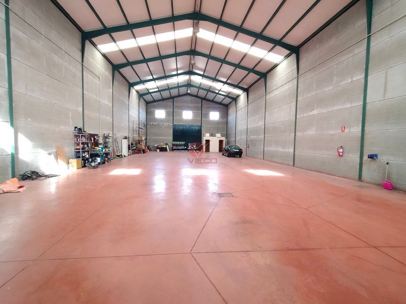 Nave en alquiler  en Cuenca . Ref: 122780. Inmobiliaria Vieco