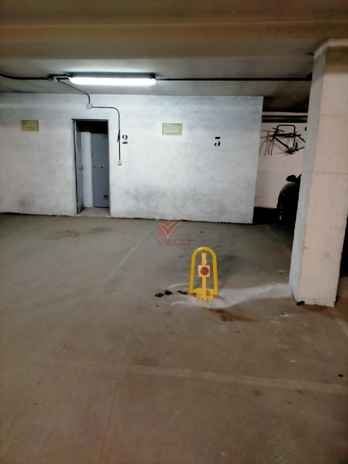 Garaje en venta Arcas, Cuenca. Ref: 123470. Inmobiliaria Vieco