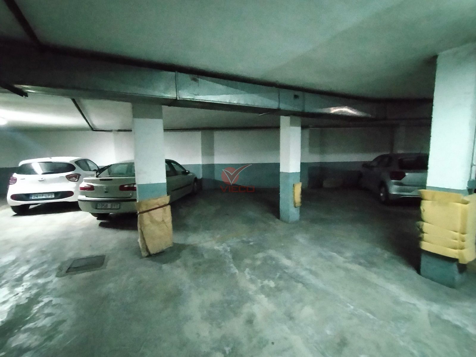 Garaje en alquiler Cuenca. Ref: 123760. Inmobiliaria Vieco