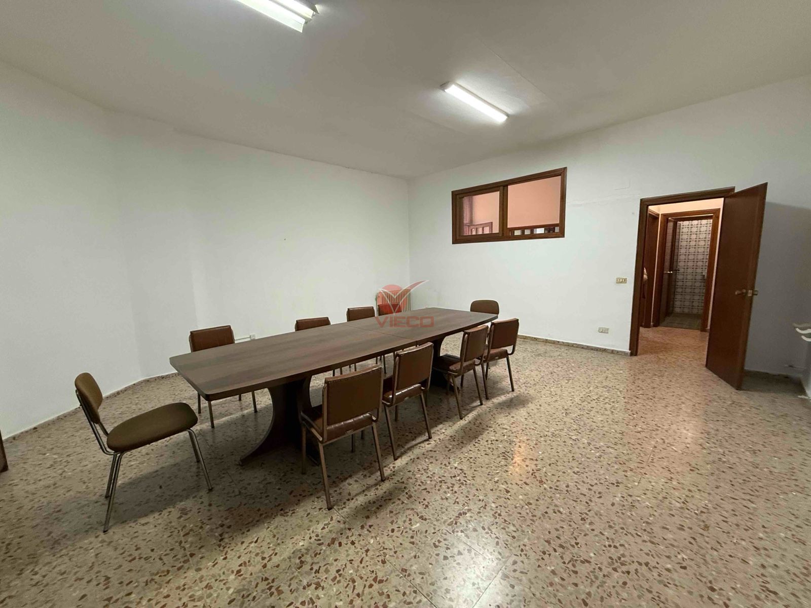 Local en venta y alquiler Cuenca. Ref: 123890. Inmobiliaria Vieco