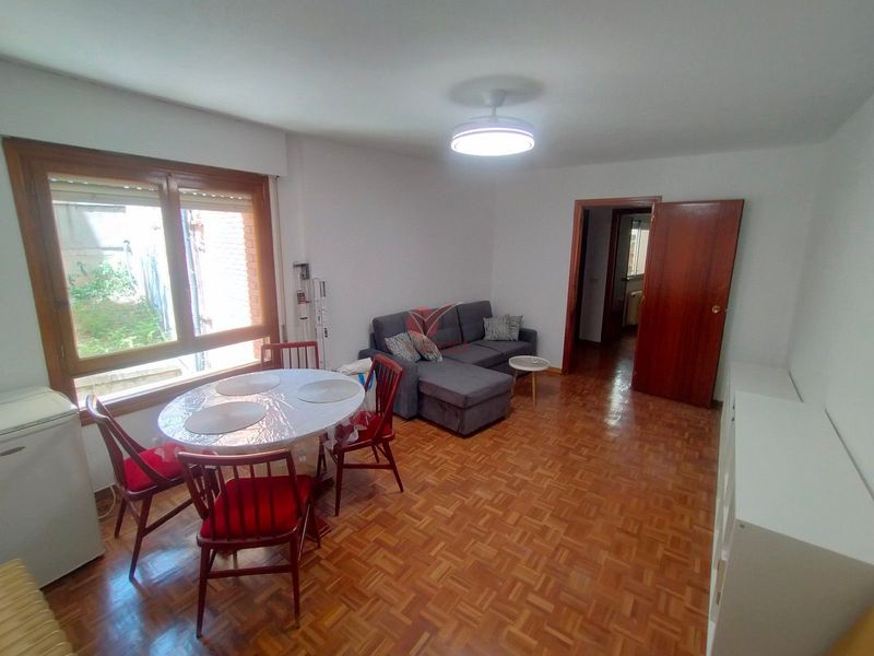 Piso en alquiler  en Cuenca . Ref: 124060. Inmobiliaria Vieco