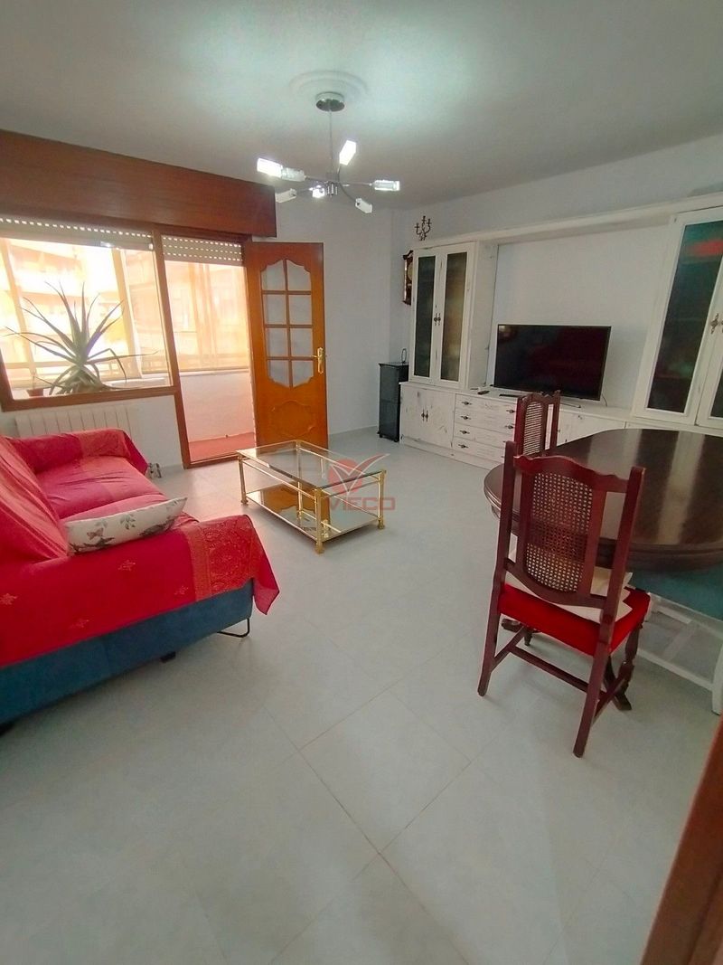 Piso en alquiler  en Cuenca . Ref: 124150. Inmobiliaria Vieco