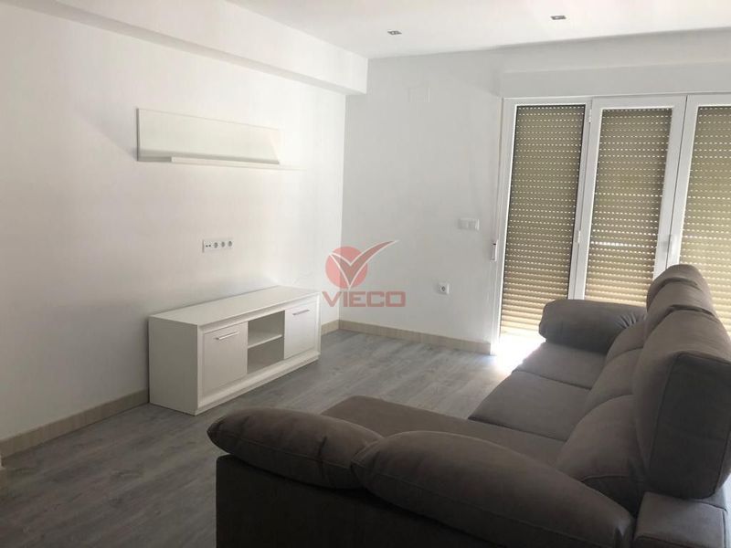 Piso en alquiler  en Cuenca . Ref: 124810. Inmobiliaria Vieco