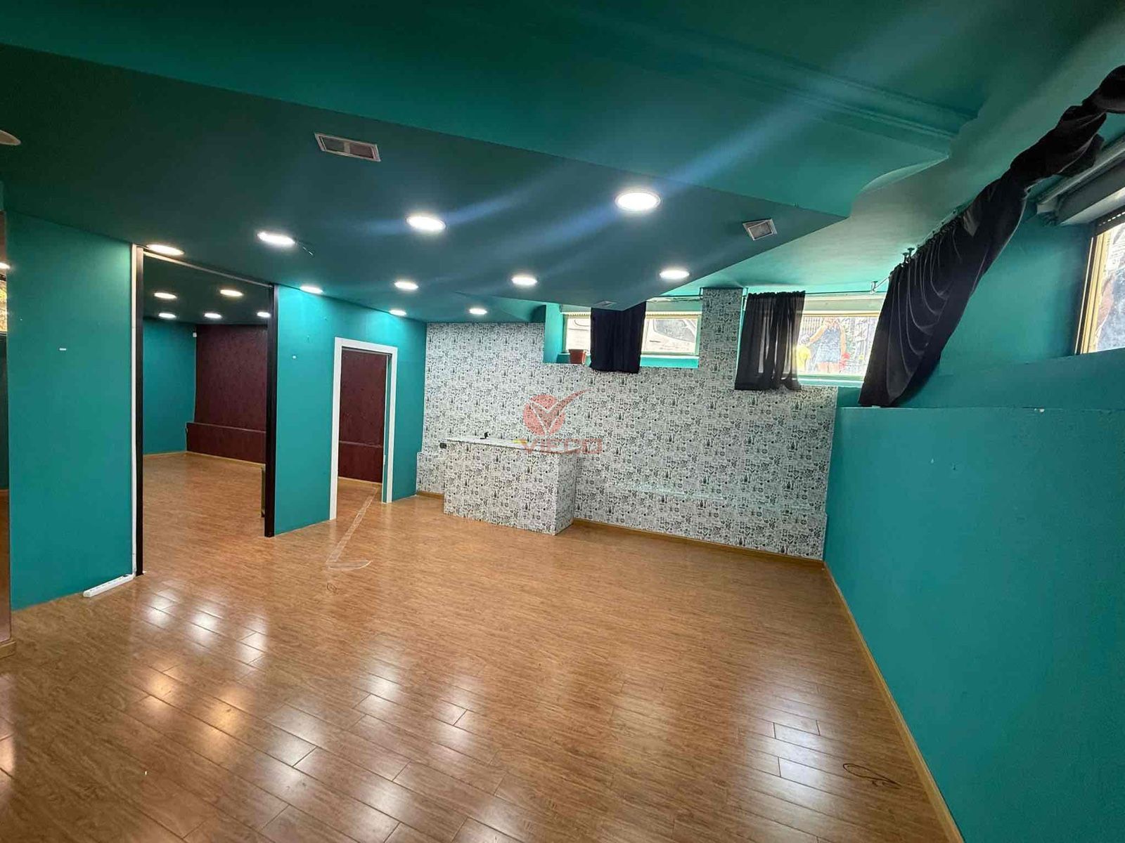 Local en venta y alquiler Cuenca. Ref: 125040. Inmobiliaria Vieco