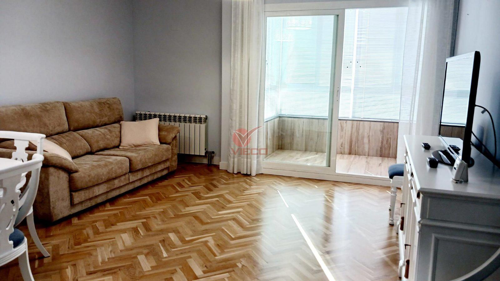 Piso en alquiler Cuenca. Ref: 125550. Inmobiliaria Vieco