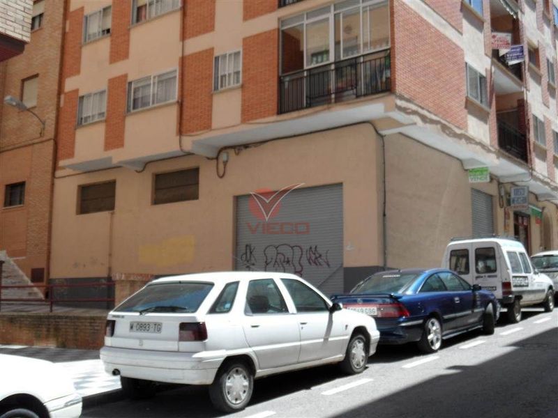 Local en venta y alquiler  en Cuenca . Ref: 2360. Inmobiliaria Vieco