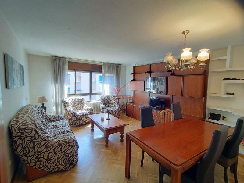 Piso en alquiler  en Cuenca . Ref: 24630. Inmobiliaria Vieco